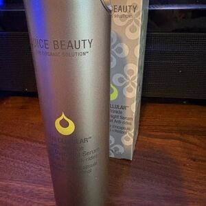 Juice Beauty Stem Cellular Anti-Wrinkle Serum in Silver and Green